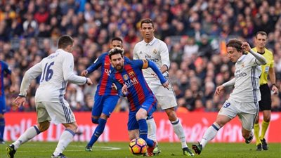 خوسيه هرنانديز حكما لمباراة الكلاسيكو بين برشلونة وريـال مدريد