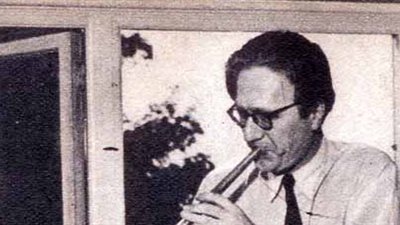 ألماني يعزف موسيقى الفراعنة في الأربعينيات