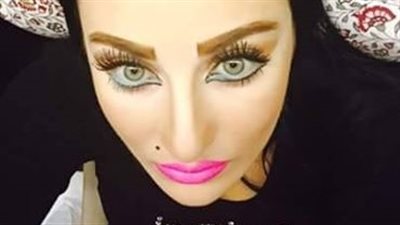 بالصور.. صافيناز في كواليس مسلسل «أبو البنات»