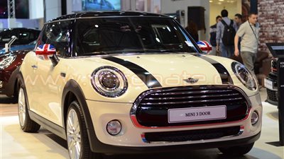 بالصور.. «ميني» تعرض «كلبمان» للمرة الأولى في «أوتوماك - فورميلا»