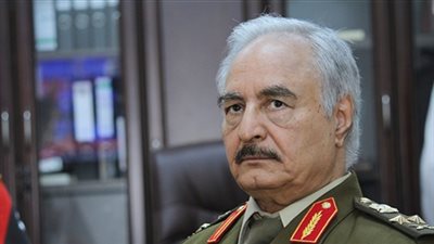 مكرم محمد أحمد: الإخوان وراء شائعة وفاة خليفة حفتر