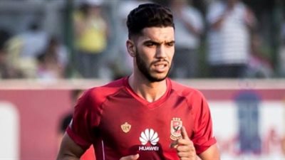 تدريبات تأهيلية لثلاثي الأهلي