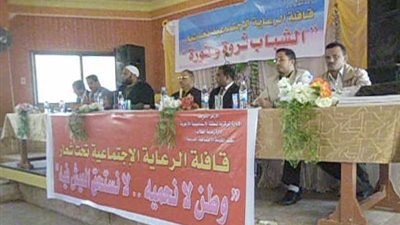 بنات الأزهر تُشاركن فى ندوة 