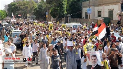 أهالي المشاية بالمنصورة يفرقون مسيرة لإرهابيي 