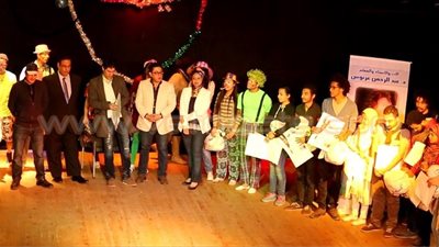 بالصور.. جوائز الحفل الختامي لمهرجان «كيميت»