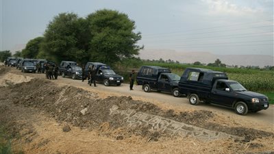 ضبط قطع أثرية وشحنة مخدرات خلال حملات أمنية (فيديو)