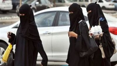 السعودية تمنع مواطنيها من الزواج بنساء 4 دول