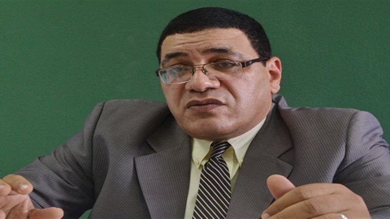 الدكتور هشام عبد