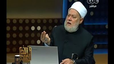 بالفيديو.. على جمعة يفتي بإرضاع «اليتيم» بـ«الفنجان»