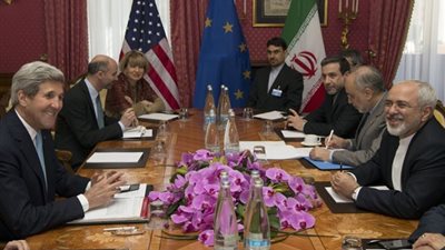 «ديفنيس تيوز»: خبراء يشيدون بالاتفاق النووي الإيراني