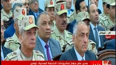 السيسي: نعمل على طرح قطاع الأعمال في البورصة لإتاحة مساهمة المصريين بشكل أكبر