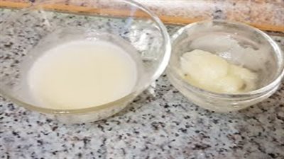 ماسك طبيعي لعلاج تصبغات الوجه والكلف (فيديو)