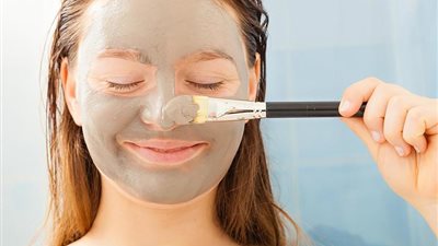 ماسك طبيعي لصاحبات البشرة المُختلطة