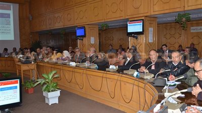 بالصور.. 14.97 مليون جنيه لـ353 قرضا بـ«مشروعك» في الإسماعيلية