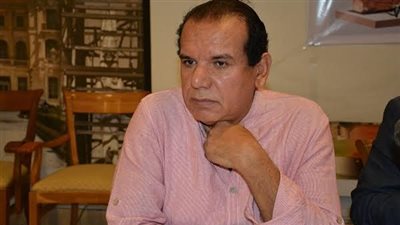 فتوح أحمد: «الحريق بمنور البيت الفني للمسرح ولم أتحرك من مكتبي»