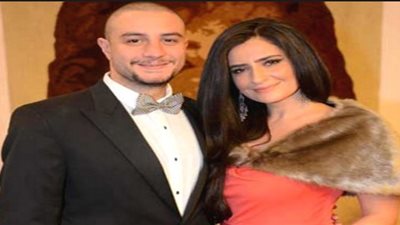 محكمة الاسرة تنظر اليوم دعوى إلزام الفيشاوي بدفع نفقة لابنته