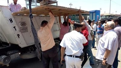 ضبط 26 متهما ورفع 122 مخالفة إشغال الطريق بالمنطقة الأثرية في الهرم