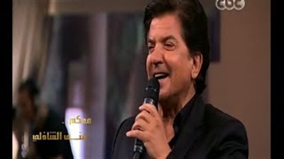 بالفيديو.. وليد توفيق يشعل استديو «CBC» بـ «انزل يا جميل في الساحة»