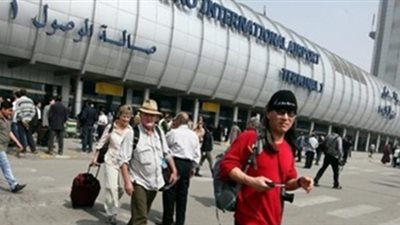 الإثنين القادم.. وفد أمني بريطاني يتفقد إجراءات التأمين على رحلات لندن بالقاهرة