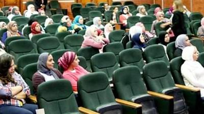 ندوة للتوعية بمرض سرطان الثدي بـ