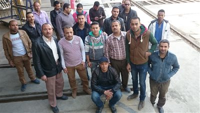 عمال «ألستوم» المعتصمون بالمترو يرفعون مذكرة عاجلة لوزير النقل