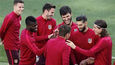 أتلتيكو مدريد يختتم تدريباته استعدادا للريـال في دوري الأبطال