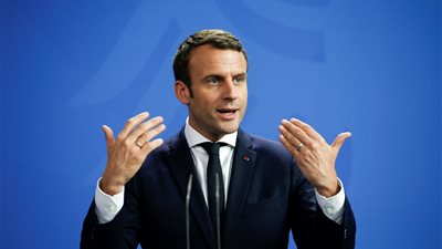 ماكرون ندعم أمريكا في منع امتلاك إيران وكوريا سلاحا نوويا