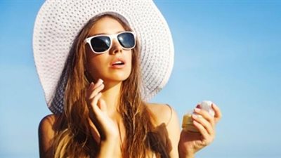 نصائح لحماية الشعر خلال فصل الصيف