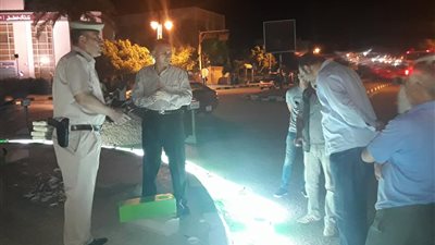 تأمين الممشى السياحي بتركيب مطبات مضيئة في الوادي الجديد