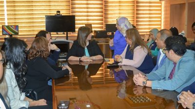 وزيرة الهجرة تتابع استعدادات أسبوع الجاليات المصرية القبرصية اليونانية