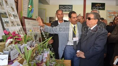 بالصور.. محافظ الفيوم يفتتح المعرض السنوى للأنشطة المدرسية