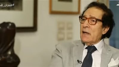 فاروق حسني يكشف تفاصيل تدخل مبارك لحل أزمة الحجاب مع نواب الوطني المنحل(فيديو)