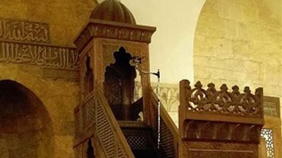 عضو «اليونسكو» تهاجم قرار «الآثار» بنقل المنابر الأثرية للمخازن