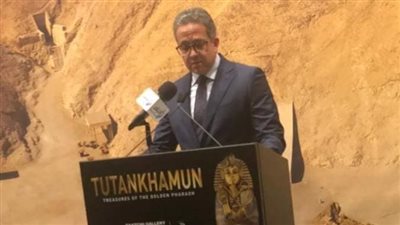 وزير الآثار: توت عنخ آمون جاء برسالة حب وسلام للشعب البريطاني