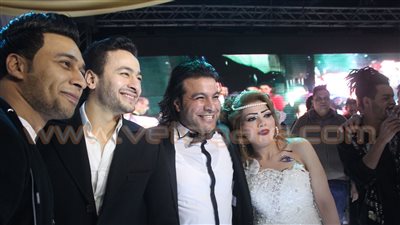 بالفيديو والصور.. حمادة هلال يحتفل بزفاف المطرب الشعبي عمرو الجزار
