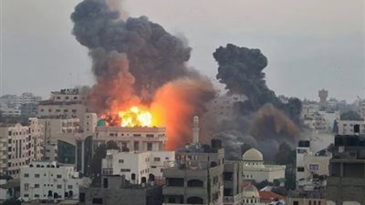 إصابة 3 فلسطينيين في غارات جوية إسرائيلية على مدينة خان يونس