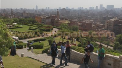بالصور.. إقبال ضعيف على حديقة الأزهر