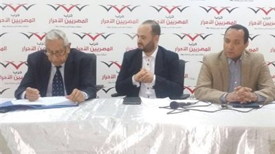 تفاصيل ندوة ذكرى تحرير سيناء بالمصريين الأحرار.. اللواء جميل عزيز يحكي عن بطولات الجيش المصري.. يرصد عملية التحول من الهزيمة لانتصار أكتوبر.. ومالك عوني يكشف أسرار المنطقة سياسيا وإستراتيجيا (صور)