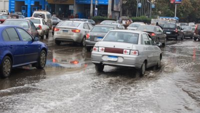 «المرور» تكشف حالة الطرق بعد الأمطار الغزيرة (فيديو)