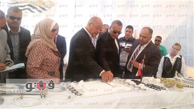 بالصور.. محافظ الجيزة يتفقد منتجات معرض المنطقة الصناعية بأبو رواش