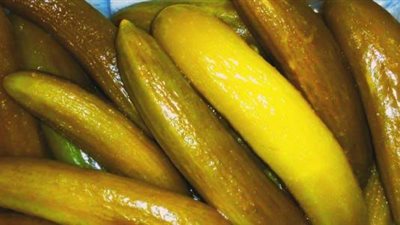 طريقة تحضير مخلل الخيار السريع من الشيف عظيمة