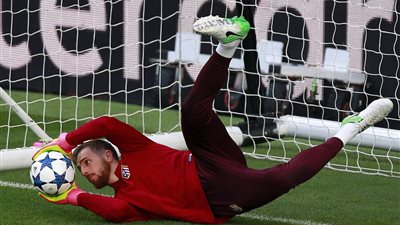 رقم مميز لحارس أتلتيكو مدريد في نصف النهائي قبل الديربي