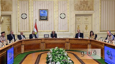 شريف إسماعيل يبحث مستجدات مشروعي 1.5 مليون فدان ومدينة دمياط للأثاث