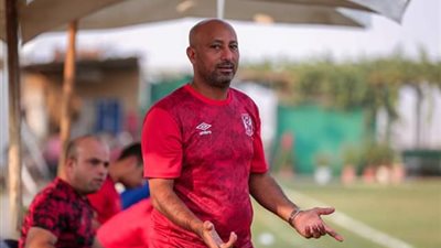 الأهلي يحقق في أزمة ياسر ريان وفتحي مبروك