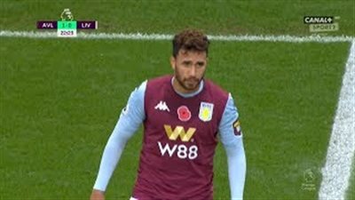 تعادل سلبي بين ليفربول واستون فيلا في أول 15 دقيقة