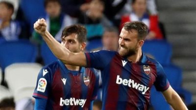 مايورال يحقق رقمًا مميزًا في الليجا على حساب ريـال مدريد وبرشلونة