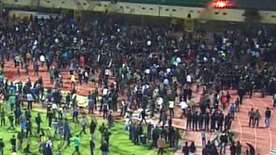 والد شهيد مجزرة بورسعيد: أرفض زيارة رئيس المصري للأهلي