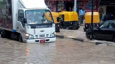 فاقوس مسقط رأس محافظ الشرقية تغرق في «شبر ميه» (صور)