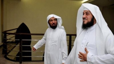 الدنمارك تحظر دخول 5 دعاة إخوان أراضيها