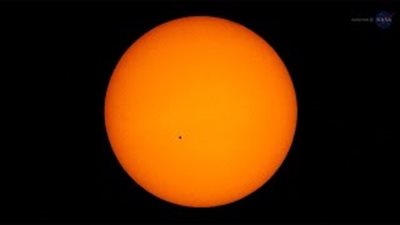 11 نوفمبر.. حدث فلكي 